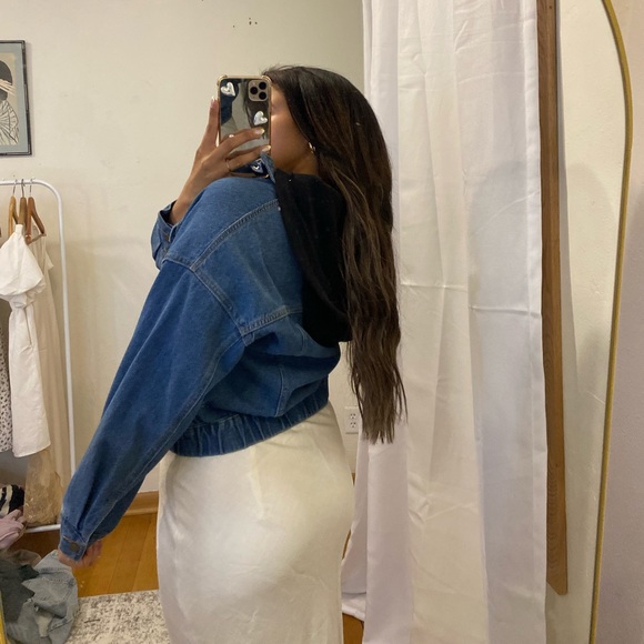 Denim jacket with hood - Picture 4 of 7